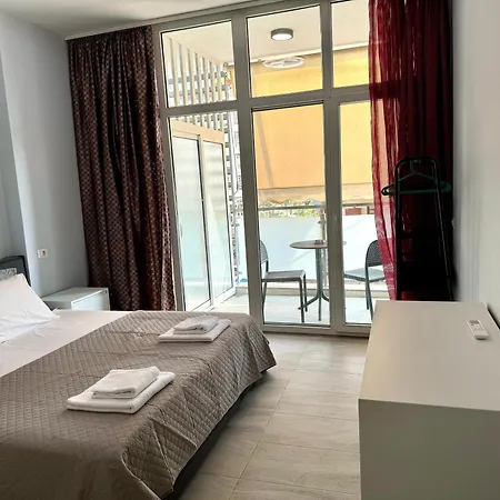 Sunny Balcony Kika2 *